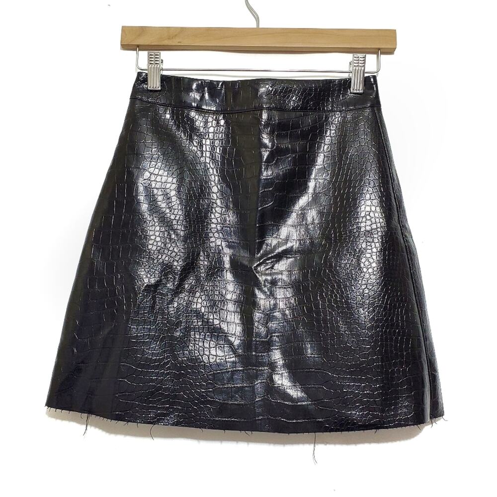 Oak + Fort | Snakeskin Pattern Patent Leather Raw Hem A-Line Miniskirt